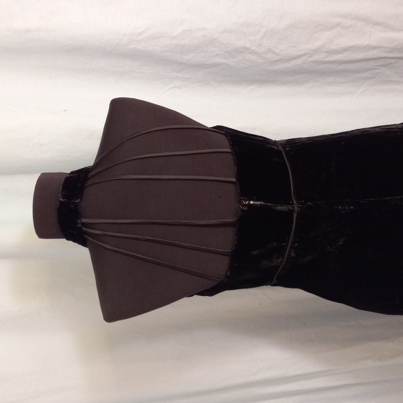 Black Velvet Gown 7 Vintage Rhinestone Bow Accents Maxi Hostess Hand Made - Picture 11 of 14